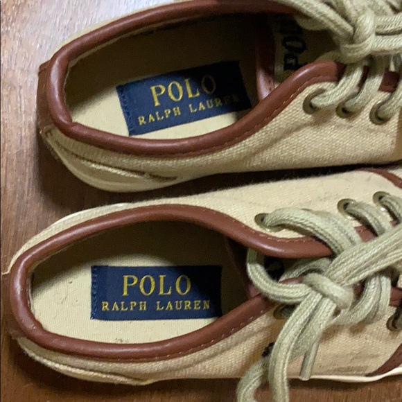 Shoes - Picture 2 of 3